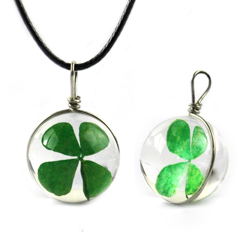 Classic Handmade Dried Flower Clover Jewelry Accessories Unisex Luck Transparent Glass Various Shapes Pendant Necklace