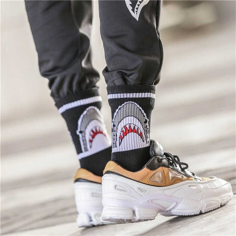 Men Skateboard Socks Funny Socks Harajuku Street Sports Socks Unisex Europe America Happy Socks Men Cotton Hip Hop Socks: Black Shark