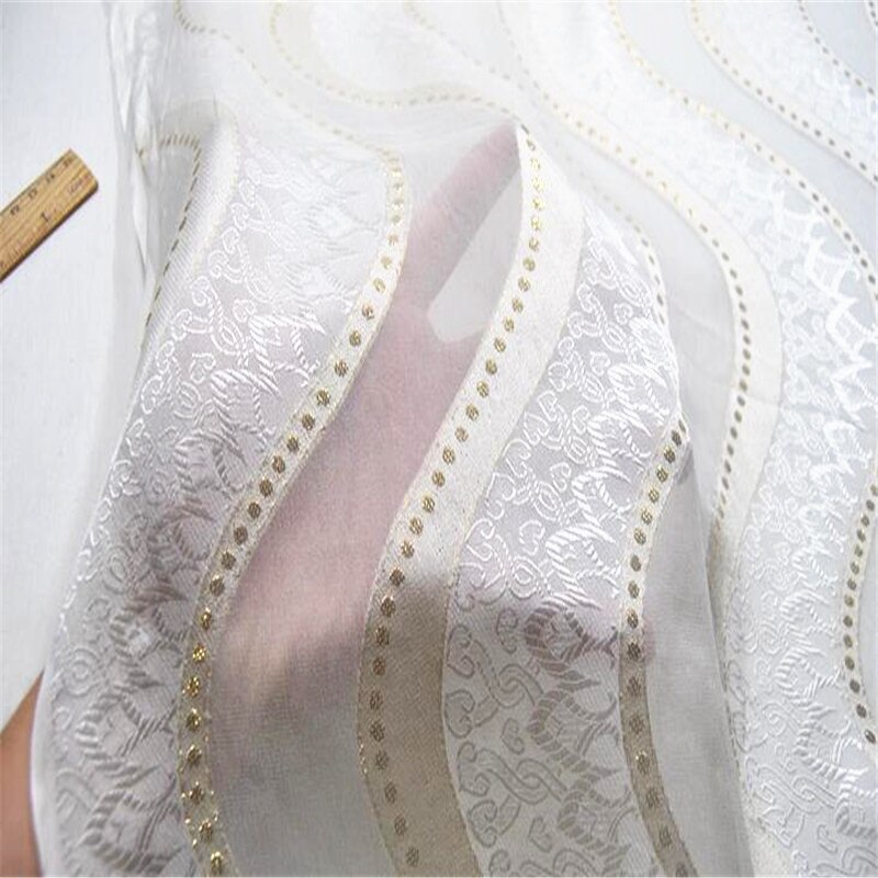 100% Zijde Lurex Metallic Jacquard Stof Zijden Jurk Stof Voor Saree Vrouwen Kledingstuk