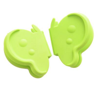 2Pcs Butterfly Silicone Glove Oven Heat Insulated Finger Gloves Home kitch Cooking Microwave Non-slip Gripper Pot Holders: green