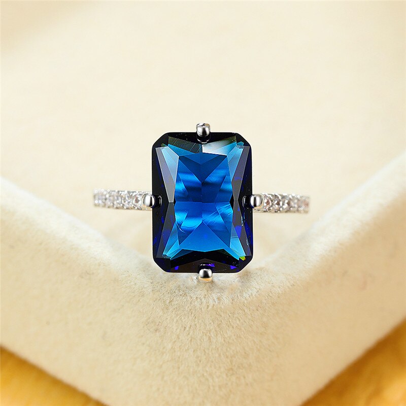 Vintage Weibliche Regenbogen Kristall Stein Ring Klassische Silber Farbe Dünne Hochzeit Ringe Für Frauen Charme Braut Platz Engagement Ring