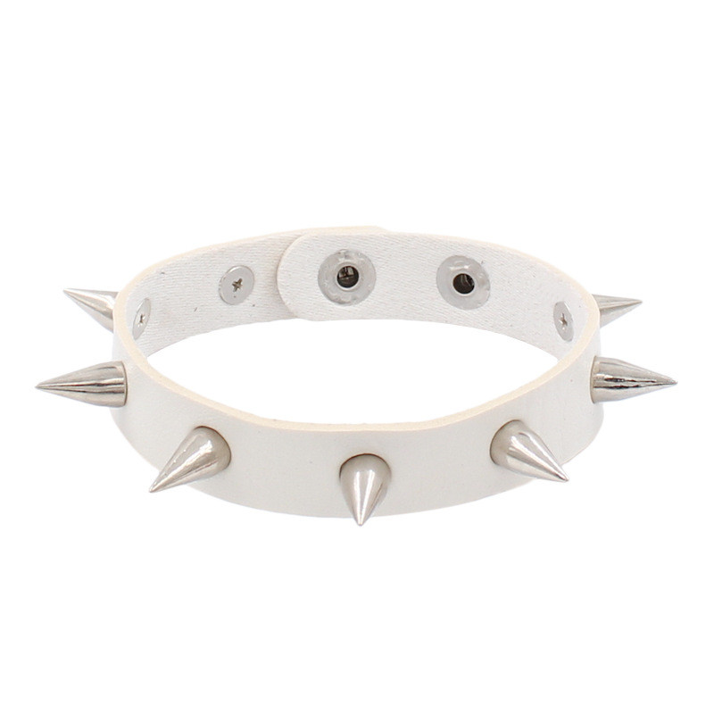 Pulsera con puntas de para hombre y mujer, pulseras Punk de piel sintética, brazalete gótico para chica, pulsera de Rock con tachuelas, joyería 2022
