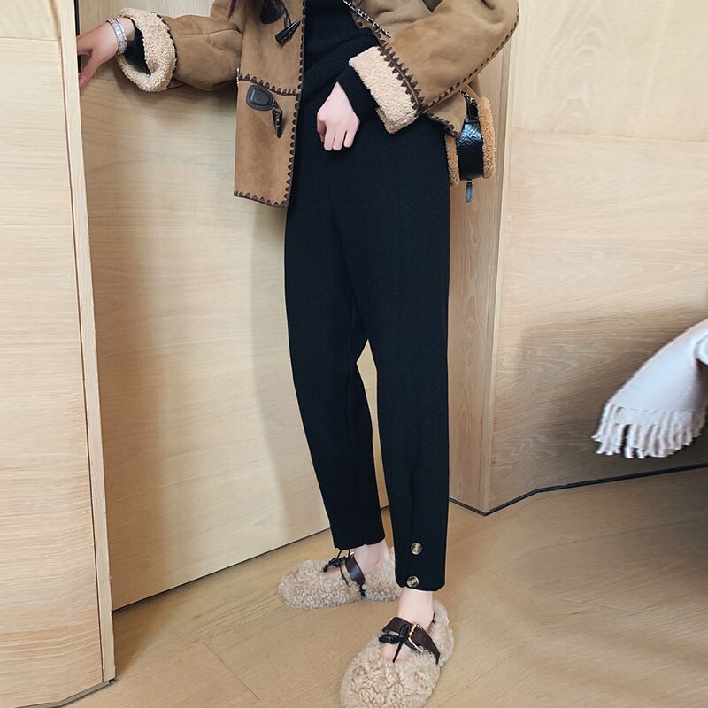 Comfortable Pregnant Women Abdomen Harem Pants Winter Thick Warm Velvet Trousers Button Fly Hem Maternity Empire Trousers Autumn: Autumn Black / M