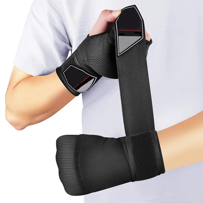 MMA Bokshandschoenen met halve vingers Verdikte spons Sanda Training Handwikkel Binnenhandschoenen met lange polsband Boksaccessoires