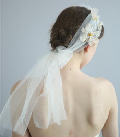 Hecho a mano bordado velo de novia lentejuelas con cuentas de la boda de novias Boho accesorios para el cabello: Default Title