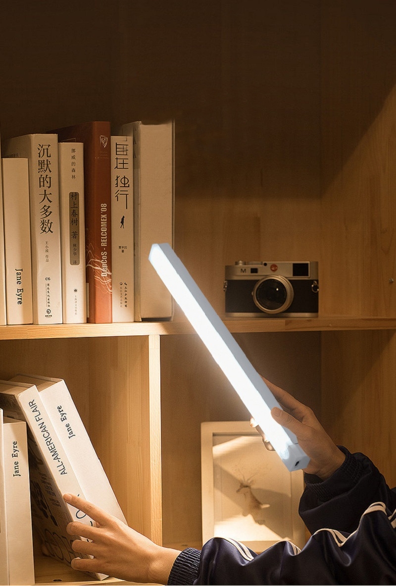USB Oplaadbare PIR Bewegingssensor LED Barverlichting Dimbare Detector Nachtlampje Draagbare Inductie Kastlamp voor Keuken Kamer
