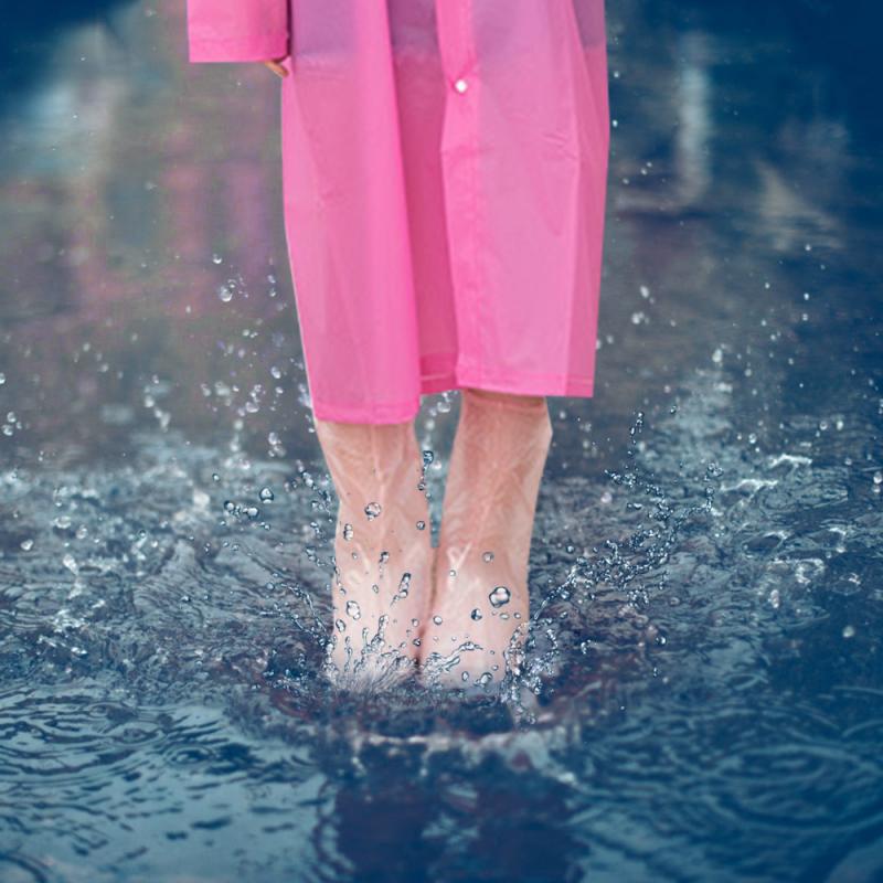 Waterproof Anti Slip Boot Covers Plastic Disposable Shoe Covers Overshoes Safety One-off Shoes Cover Rainy Day Tool