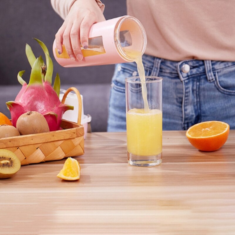 Personal Portable Blender,Smoothie Blender. Rechargeable USB Blender