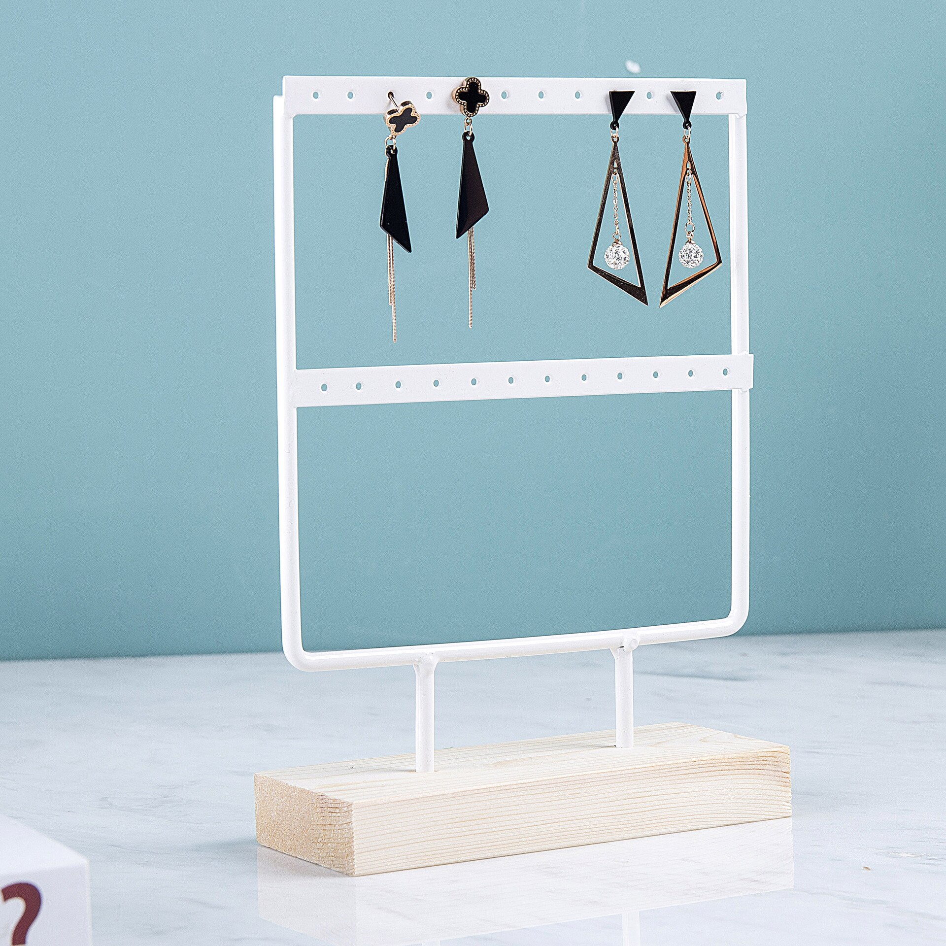 Comptoir de luxe pendentif boucles d'oreilles présentoir métal cintre en bois massif Piercing bijoux oreille goujons support suspendu support de rangement: White 24 holes