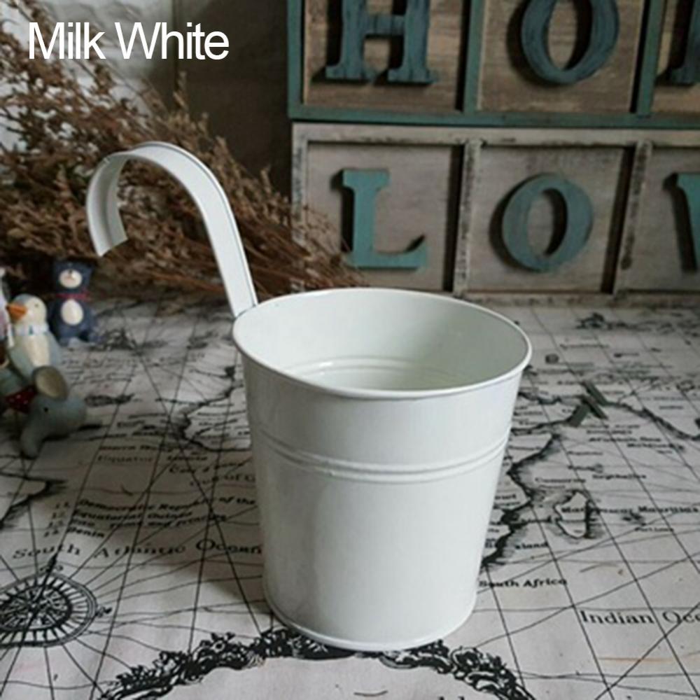 1pcs Multilcolor Metal Hanging Flower Pots Fence Hanging Plant Pots Garden Balcony Wall Vertical Hanging Bucket Holder Basket: Milk White