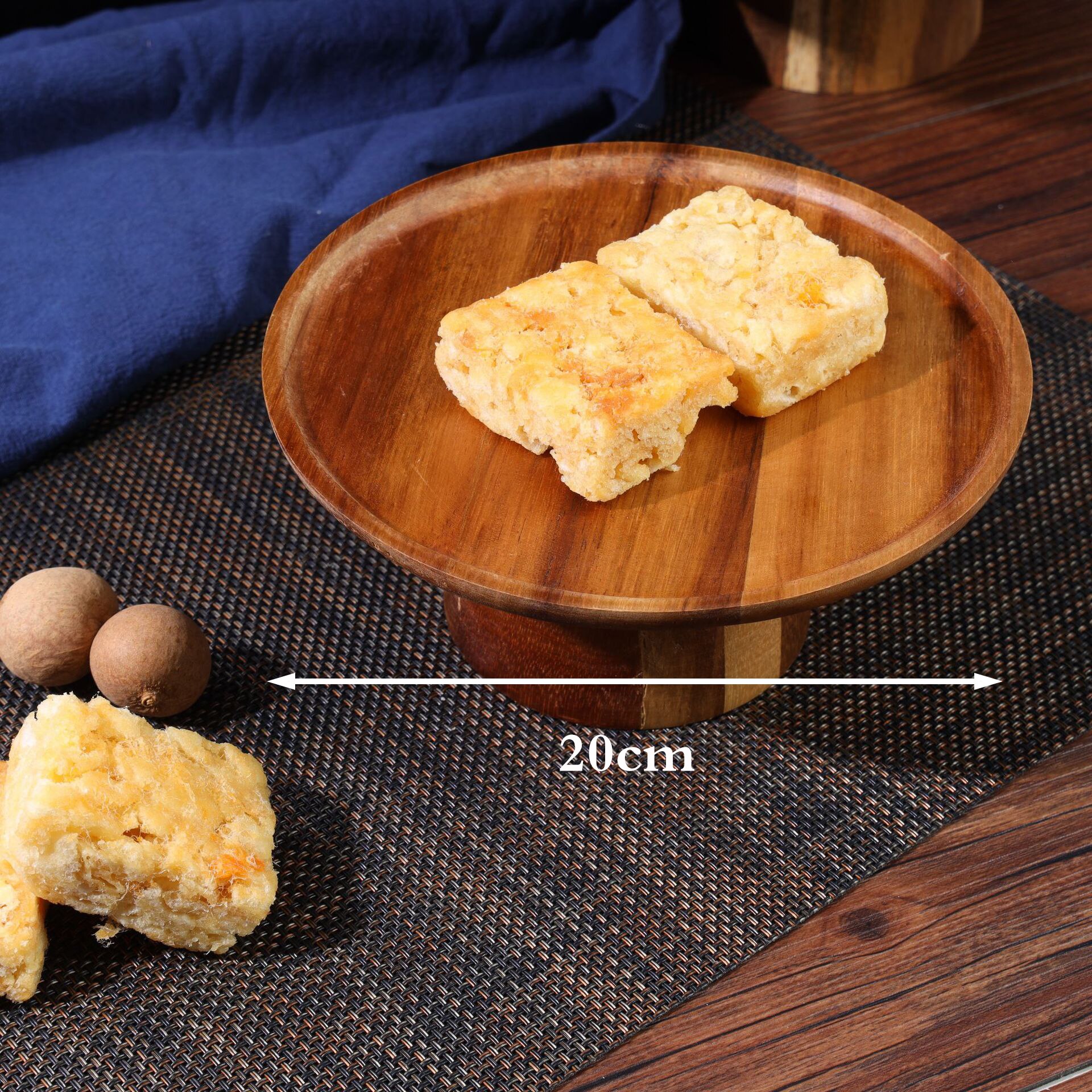 Japanese-style acacia wood high-footed cake stand solid wood dessert plate serving tray living room fruit snacks wooden plate: 20cmx9cm