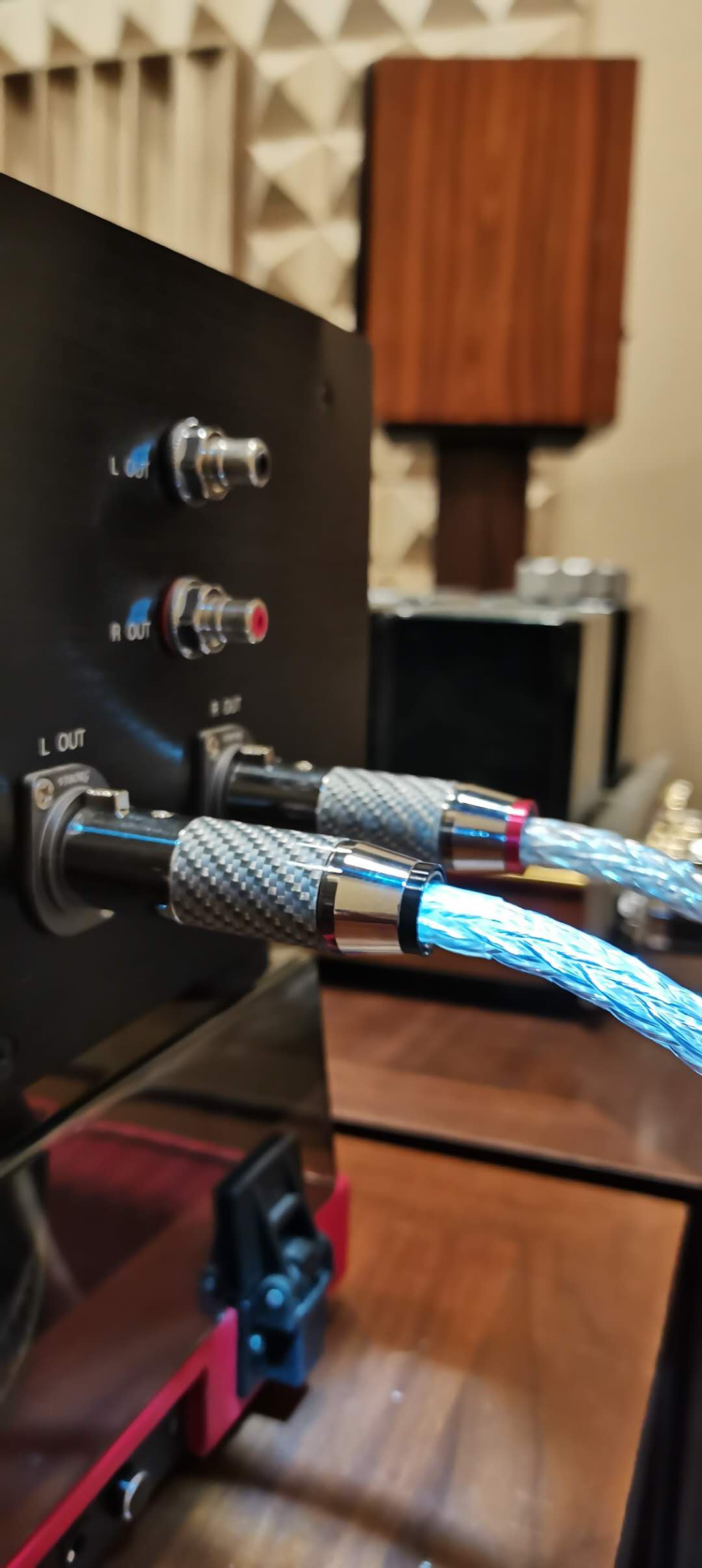 1Pair OCC Silver plated XLR Audio cable Balance cable XLR Cable Male to Female M/F Audio Cable 8AG Twist Cable