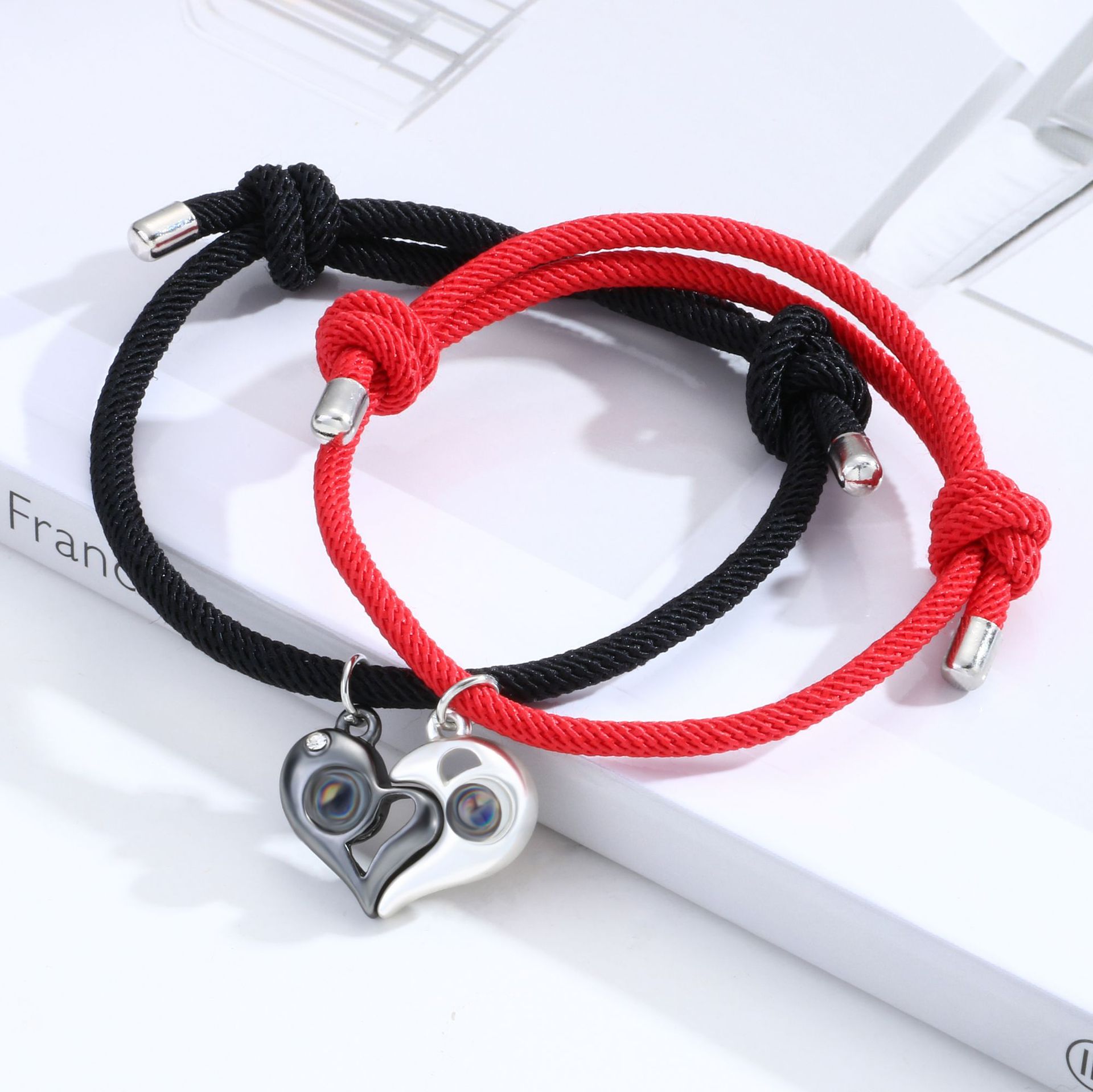 Mode Liefde Paar Armband Magneet Trekt Projectie Steen 100 Talen I Love U Valentijnsdag Armband