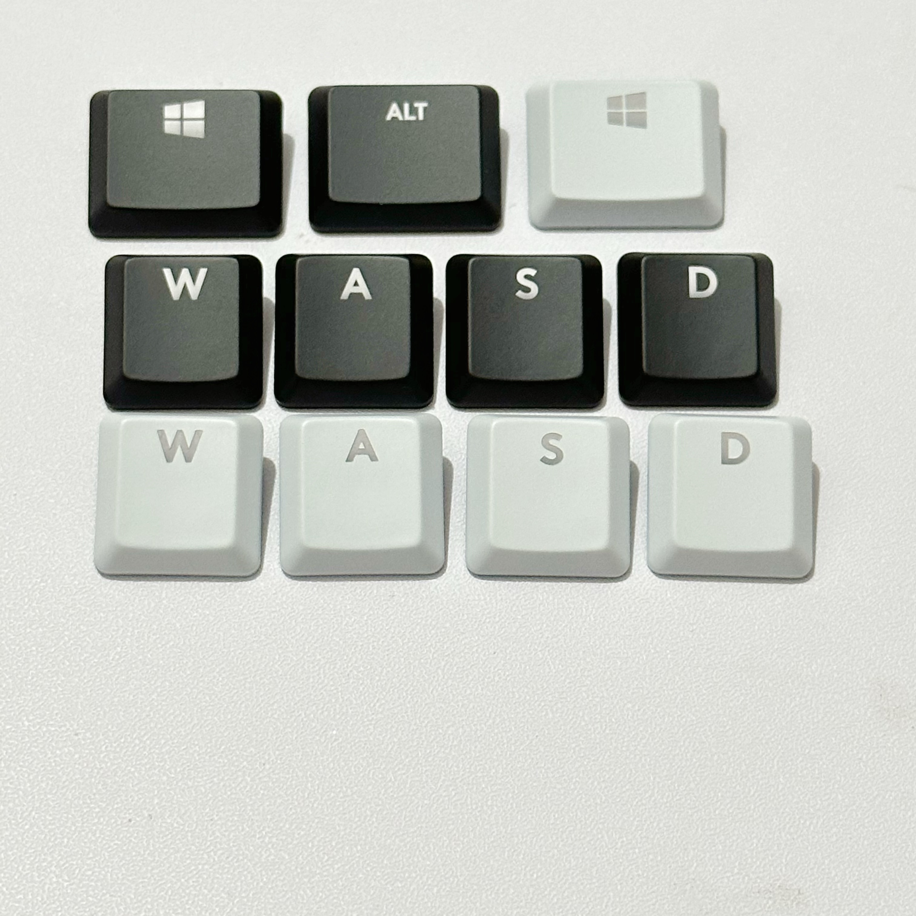 Shine Through Keycaps Original Backlit Keycaps Replacement for Logitech G913 G915 G813 G815 TKL RGB Mechanical Keyboard.