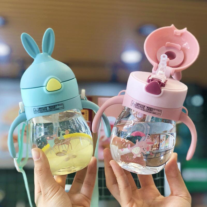 Taza de agua para niños, Pajita de plástico anticaída, hervidor sin BPA, material seguro y práctico, taza de dibujos animados, encantadora, súper Linda