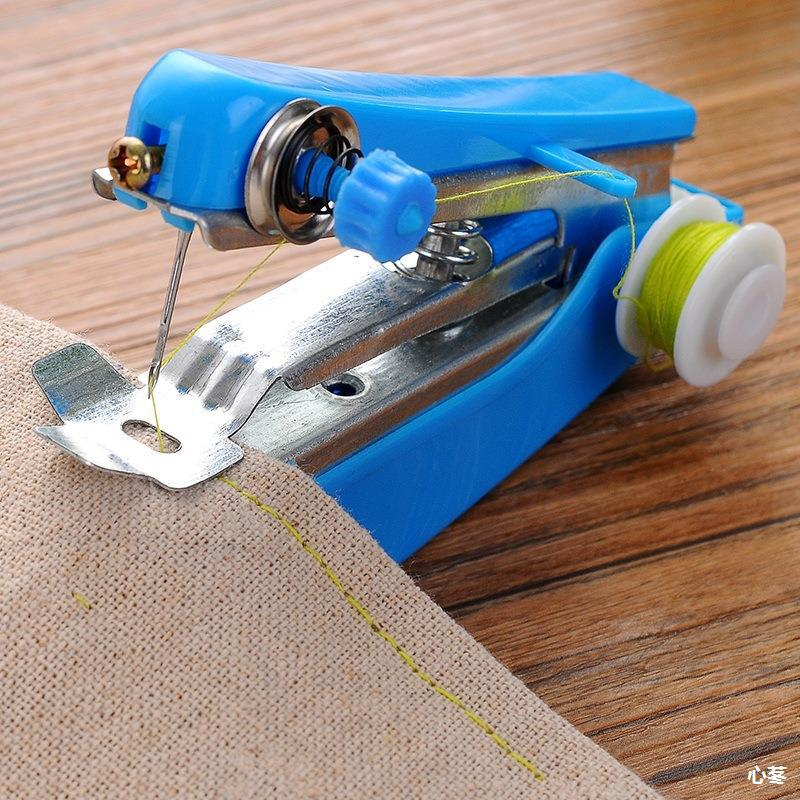Mini máquina de coser Manual portátil, herramienta de costura de operación Simple, pequeña y práctica, máquina de coser de bolsillo