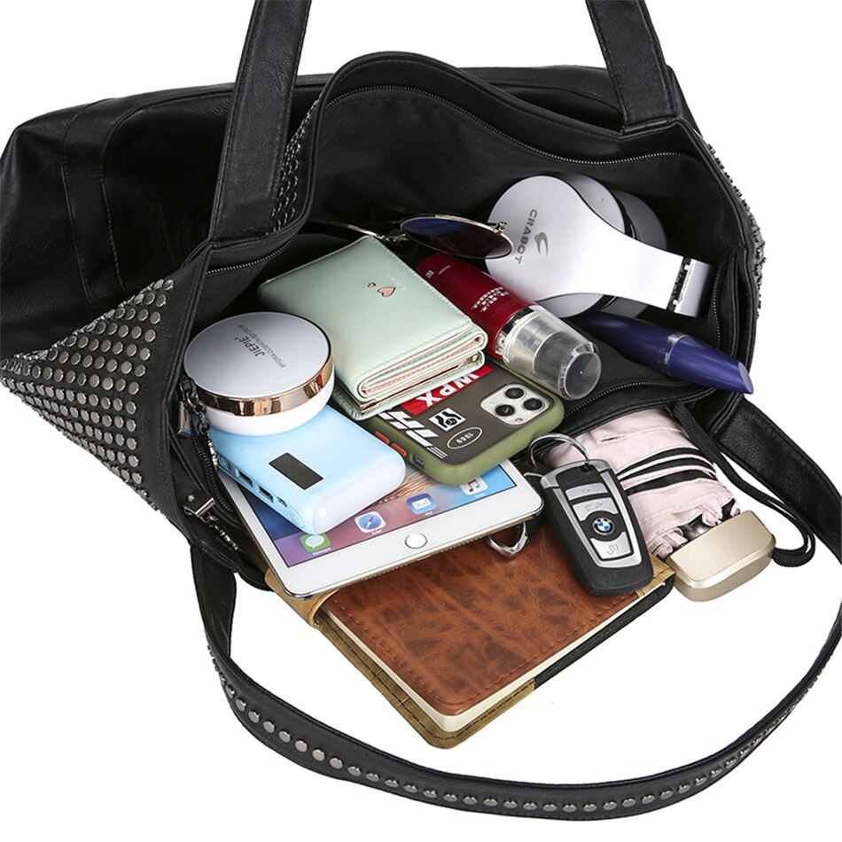 Säck stor väska klassiska nitar handväskor kända märken kvinnor axelväska casual shopping tote hög kapacitet damer crossbody väskor