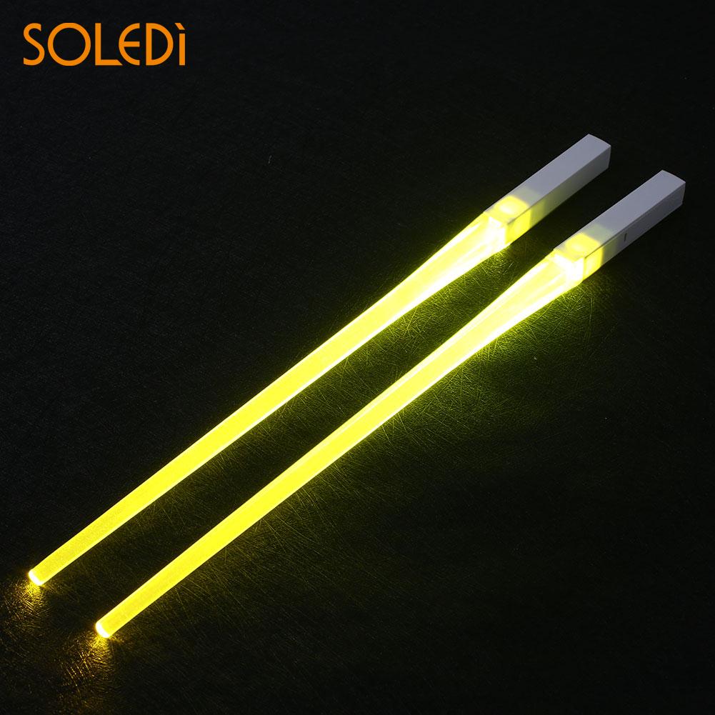 Palillos luminosos de 8 colores, Accesorios luminosos para cocina, hogar, decoración de comedor, , ABS, luz LED, 2 uds.: yellow