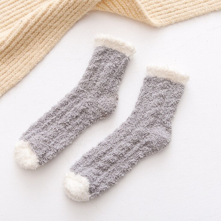 Coral Fleece Women Socks Bow rabbit Bear Candy Winter Thickening Cute Mid-tube Sock Ladies Home Bed Floor Slipper Sox: hui