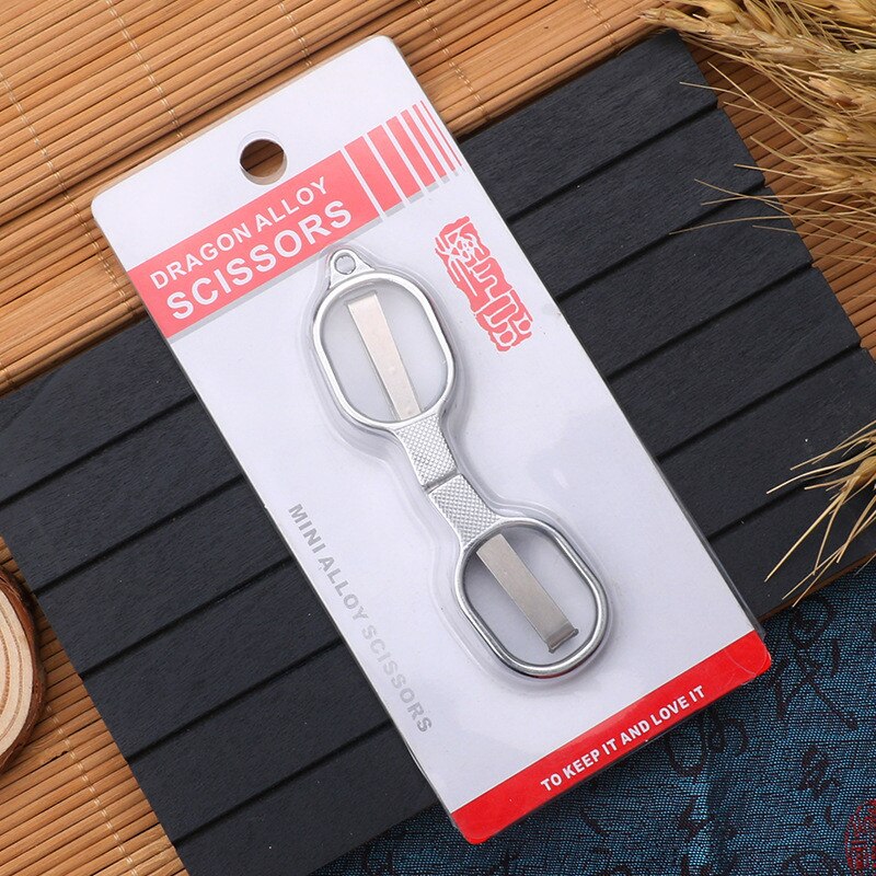 Zinc Alloy Folding Scissors Keychain Fishing Scissor Cutter Camping Tool Embroidery Scissors fabric Tailor Scissors: Silver