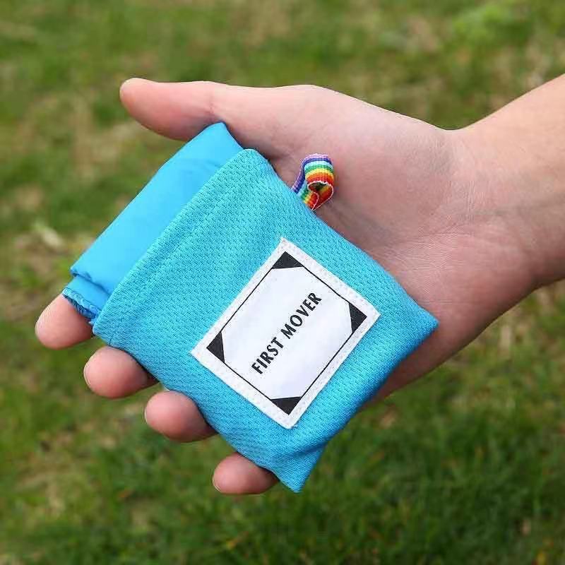 Mini Portable Pocket Camping Mat Kitchen Camping Folding Beach Mat with Backrest Tourist Mats Hiking Sports Entertainment