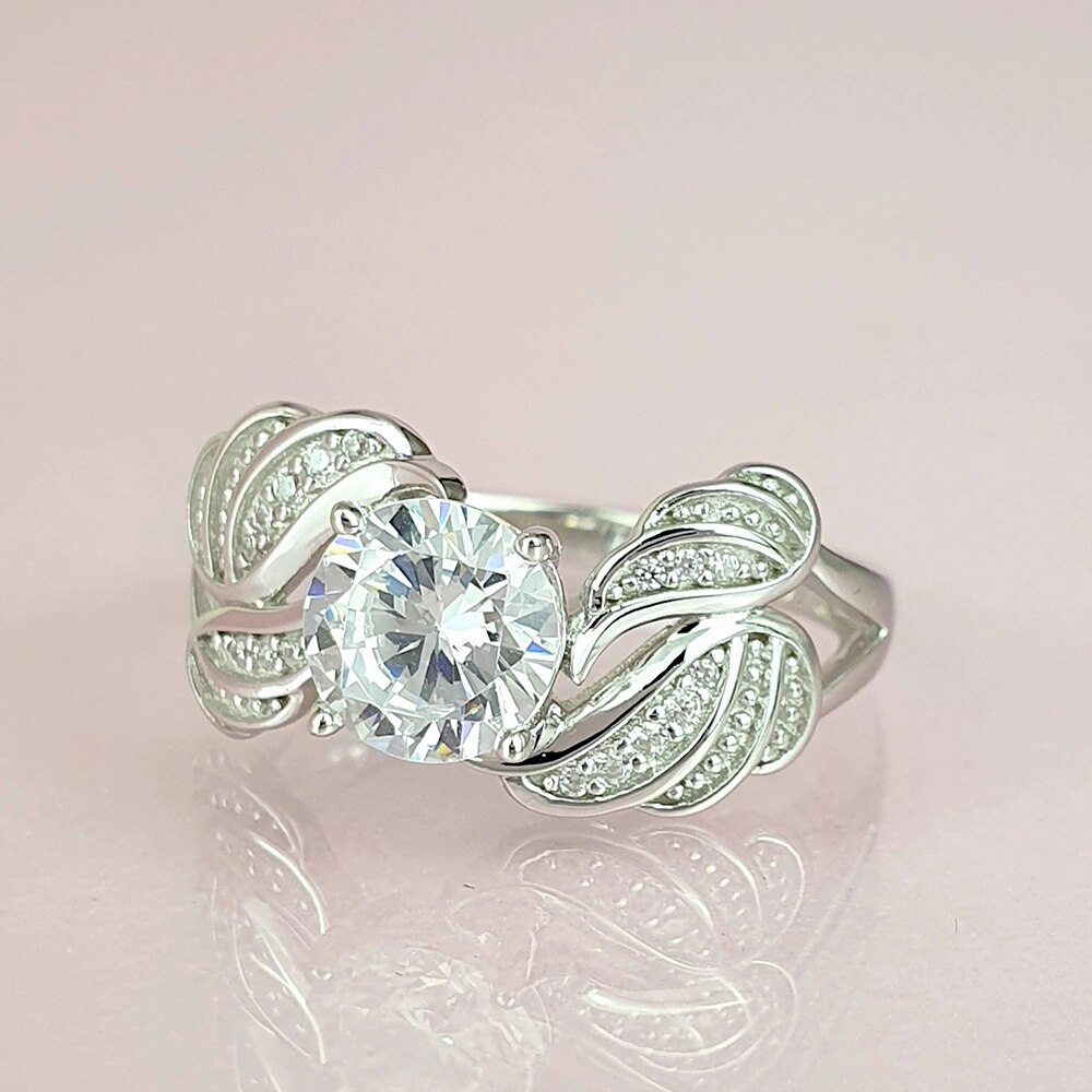 Huitan Neue modisch 4 FlüGel mit Glänzende Runde CZ Ringe für Frauen Romantische Weibliche Engagement Ring Feine Geburtstags schmuck