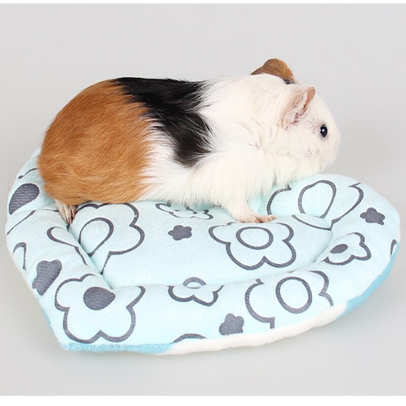 Tapete antimordedura para mascotas pequeñas, Hamster en forma de corazón, suave, corto de felpa, cálido para invierno, conejillo de indias, cama de erizo, juguetes para mascotas