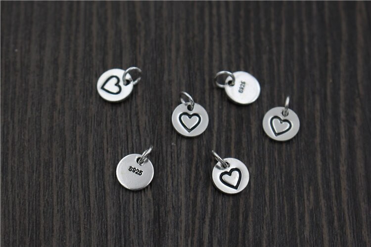 Dijes redondos de 8mm con forma de corazón de amor, pendientes de plata de ley 100% 925, pendientes, colgantes para hacer joyería DIY, accesorios finos