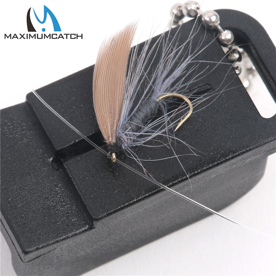 Maximumcatch Lightweight Fly Fishing Magnetic Tippet Threader High Density Plastic Fly Fishing Accessories with Zinger Retractor