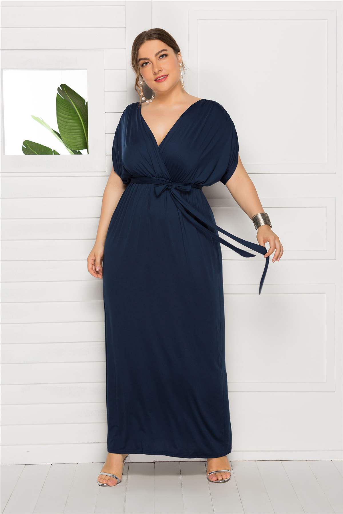 Vestido largo de talla grande para mujer, prenda de manga corta con cuello en V, holgado, informal, talla grande 4XL, 2023: M / Azul oscuro