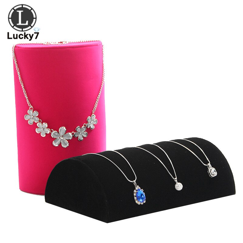 Puolipylväs kaulakoru korujen esittelyteline korujen riipusteline rannekoru tyyny korutiski näyteikkunan rekvisiitta