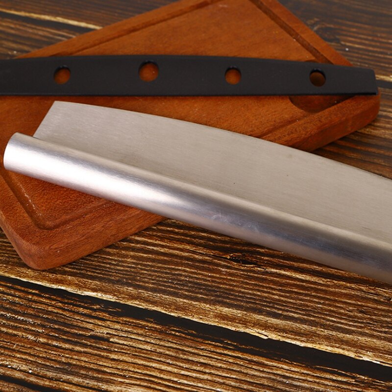 Stainless Steel Pizza Cutter Semi-Circular Crimping Noodle Cutter Baking Tool Pizza Cutter with Black Lid