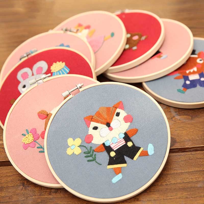 Cartoon Animal Embroidery Kit with Bamboo Hoop DIY Needlework Cross Stitch Handmade Kit for Beginner Sewing Art Home Decor