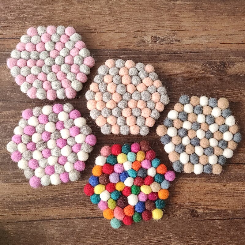 Set de table, boule en feutre en laine 10cm, 4 pièces, boules en feutre isolant thermique