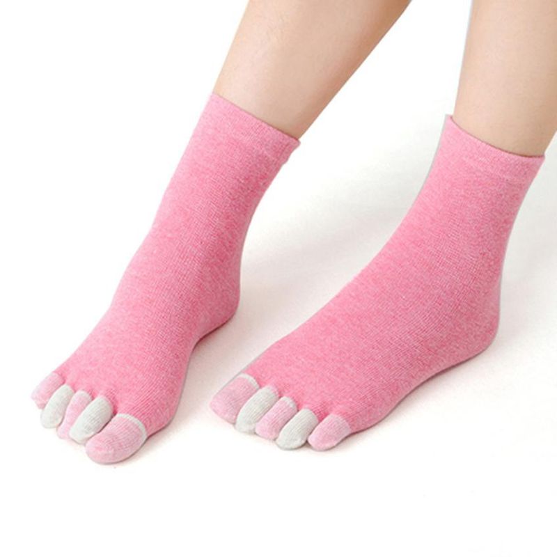 3 par / parti kvinder yoga ensfarvet bomuldssokker pige fem fingre massage sokker kvindelige tå sokker åndbar fuld greb hæl sokker: Rød