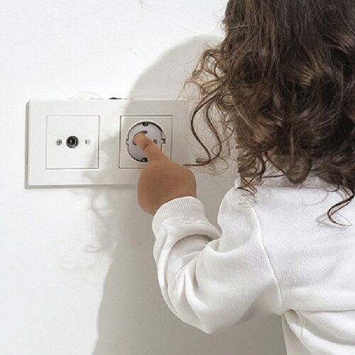 Grounded Outlet Protector