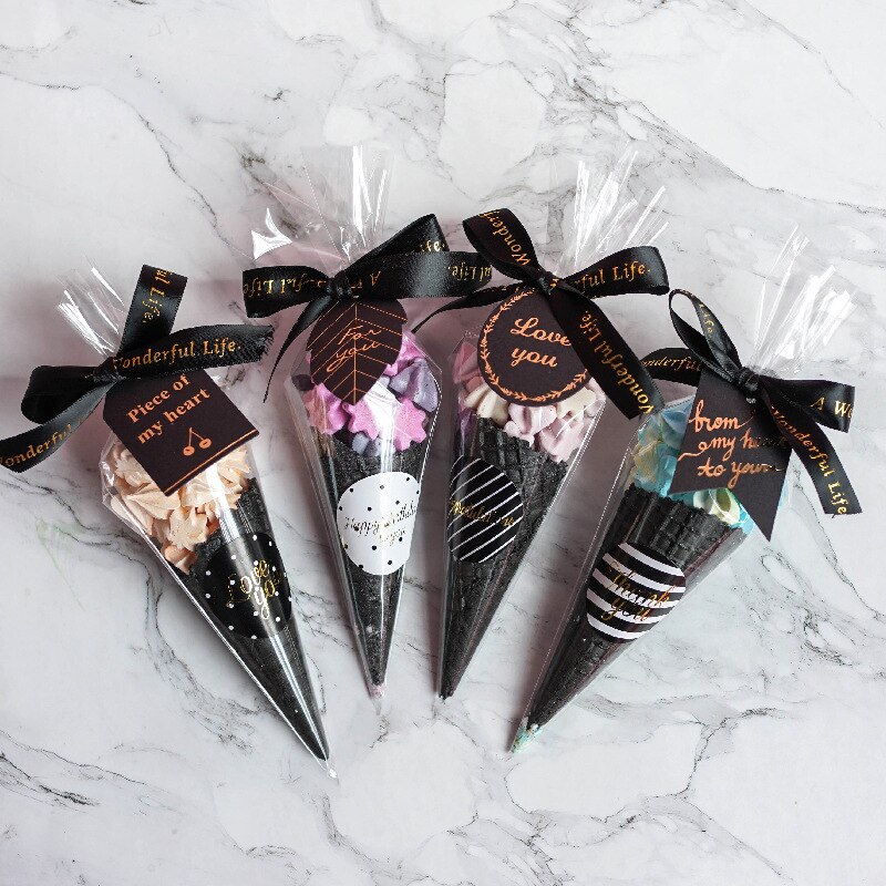 50pcs/Lot Party Cone Bags Clear Cone Plastic Candy Biscuit Bags DIY Candy Bag Wedding Favors Food Storage Organizer
