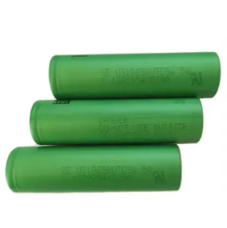 Batteria ricaricabile 18650 3.7V VTC5 2500mAh originale al 100% adatta per sostituire le torce elettriche e le macchinine