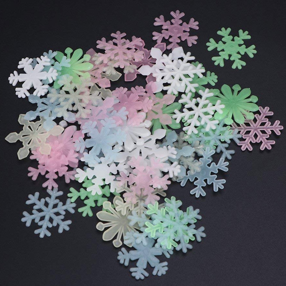 50 pcs/lot Glow In The Dark Snowflake Wall Stickers Window Kids room Christmas Sticker Fluorescent Year wallpaper DIY /d