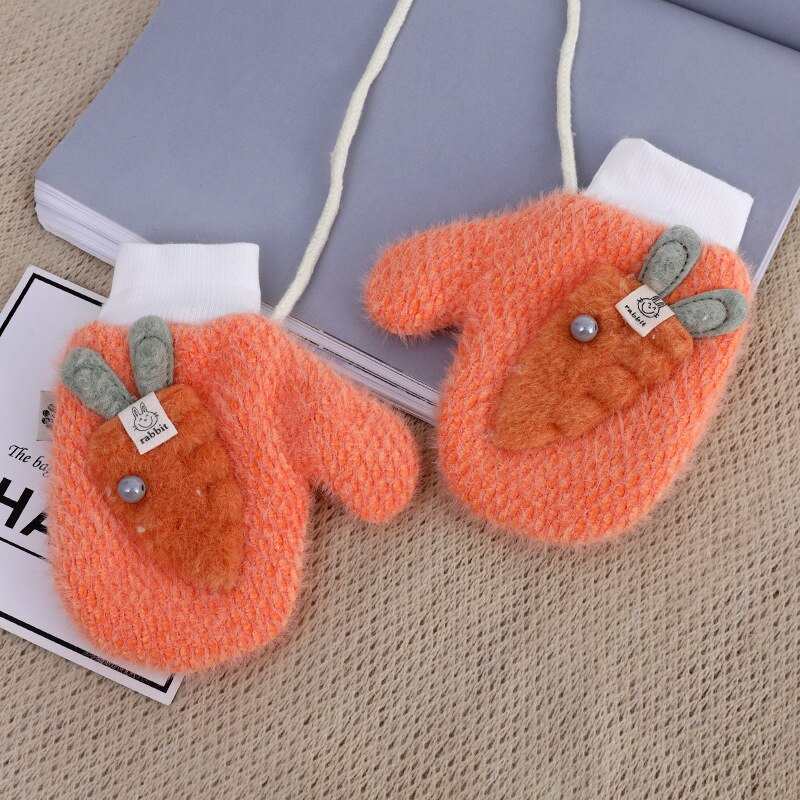 Winter Velvet Hanging Neck Warm Children'S Gloves 5-9 Years Old Pupils Carrot Cartoon Men And Women Mittens: C