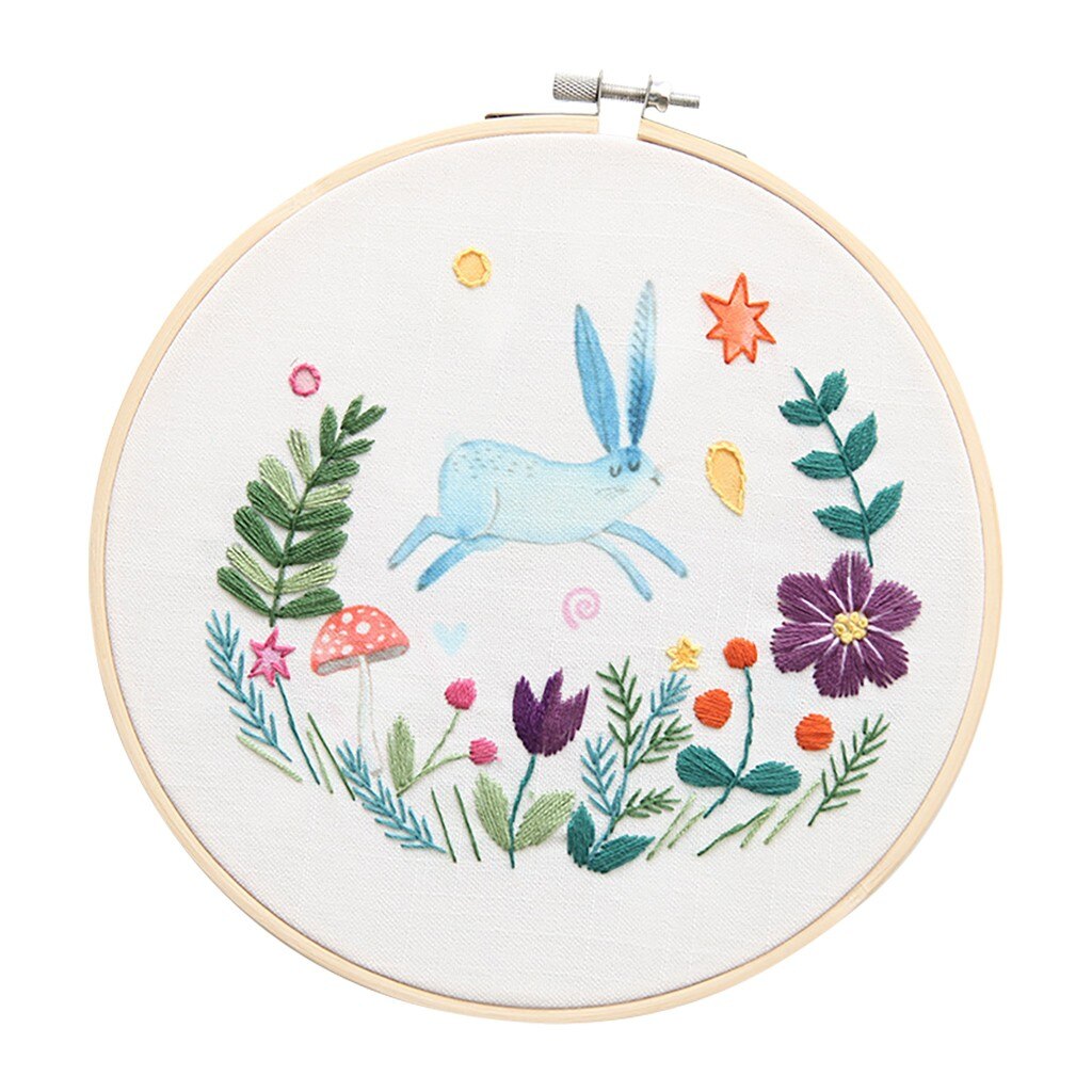 Cross Stitch DIY Stamped Embroidery Starter Kit Cute Animal Pattern Embroidery Cloth Color Threads Tools Kit Bordado: A