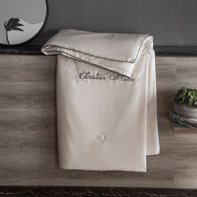 Été Tencel nu dormir été cool couette couleur unie broderie climatisation couette simple double mince couette LB63015