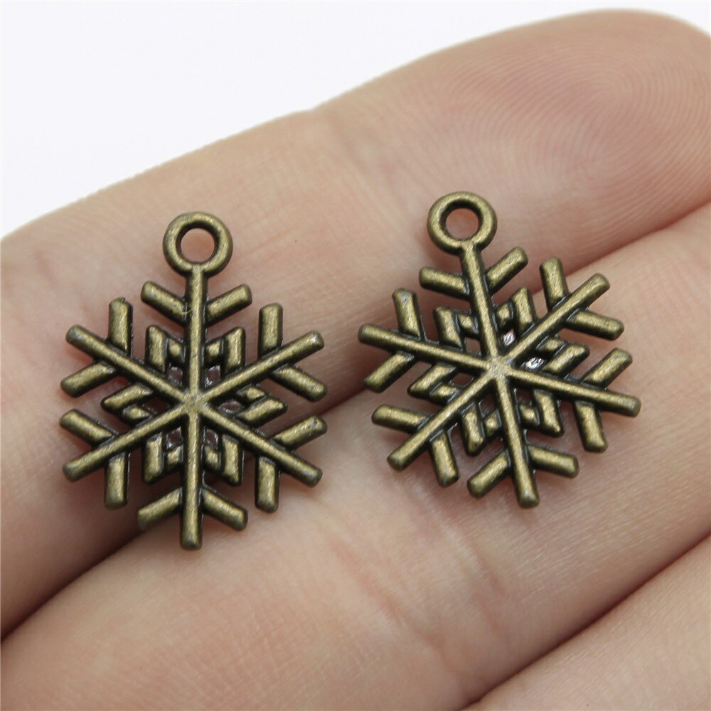 WYSIWYG 40pcs 19x15mm 3 Colors Antique Gold Antique Silver Color Antique Bronze Christmas Snowflake Charms: Antique Bronze Plated