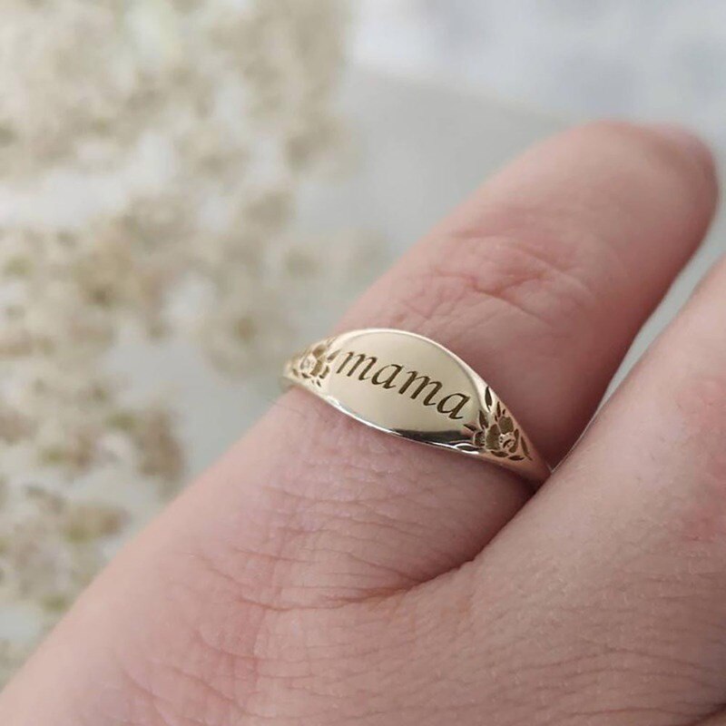 Exquisite Women's Gold Color Mama Letter Flower Ring Simple Personality Engagement Party Ring Jewelry