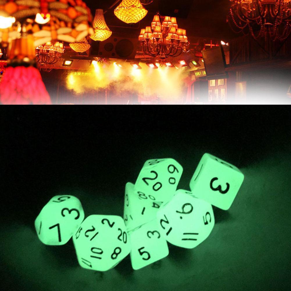 7Pcs 6 Sided Noctilucent Dice Night Light Cubes Round Corner Dice Fun Bar KTV Entertainment Luminous Game Dices
