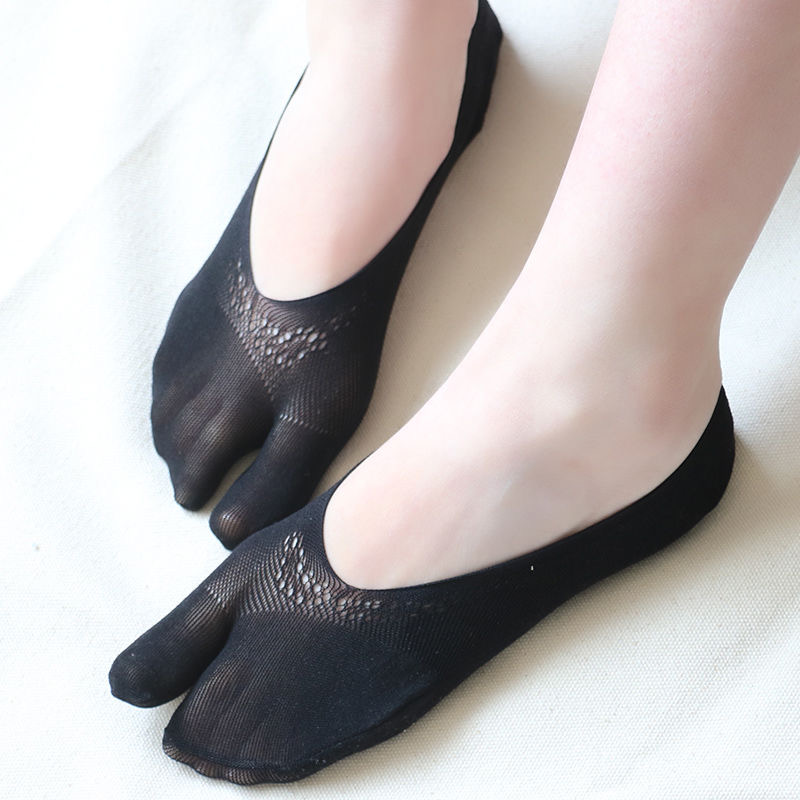 1 paio di calzini Tabi in Nylon da donna di moda con dita Separate vestiti in stile giapponese calzini invisibili estivi in seta di ghiaccio pantofole da donna