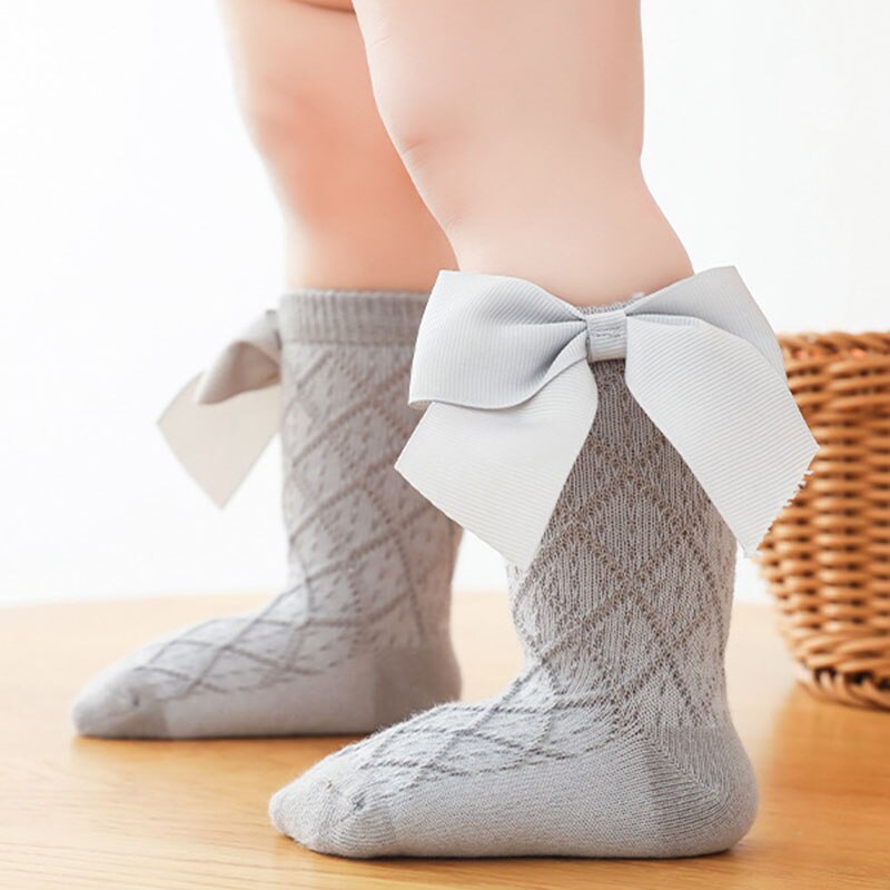 Großen BöGen Weiche Baumwolle Lange Rohr Baby Mädchen Socken Winter Herbst Neugeborenen Kleinkind Prinzessin Mädchen Socken Baby Kleidung Zubehör