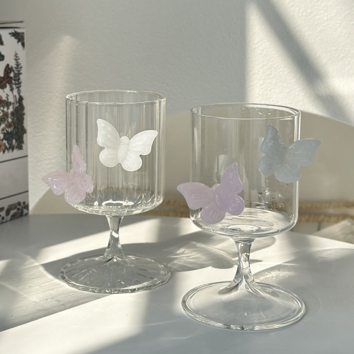 BespritGift Borosilicate Wine Glass Set Butterfly 2pc Goblet Cups for Cocktail & Champagne Glassware Box: Light Grey