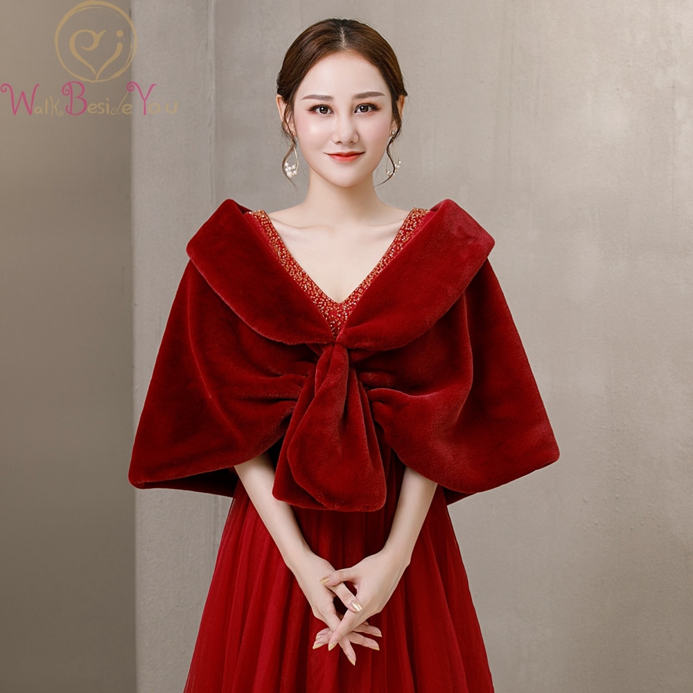 Marche à côté de toi boléro bordeaux fête de mariage Cape accessoire fausse fourrure boléro Novia Stock Wrap