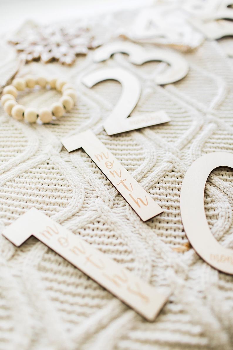 Baby Milestone Cards - Monthly Baby Photo Prop - Baby Shower - Milestone Blocks - Wood milestone card - Babys First year